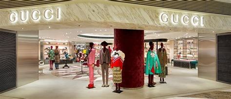 gucci hong kong opening hours